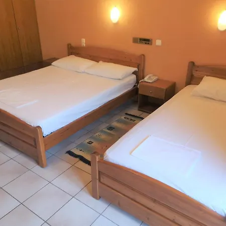 Hotel Spanias 2*
