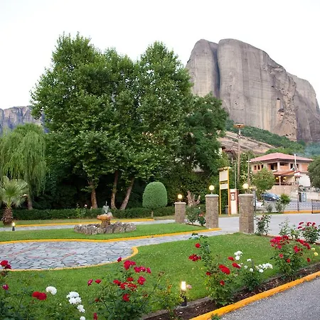 Hotel Spanias 2*
