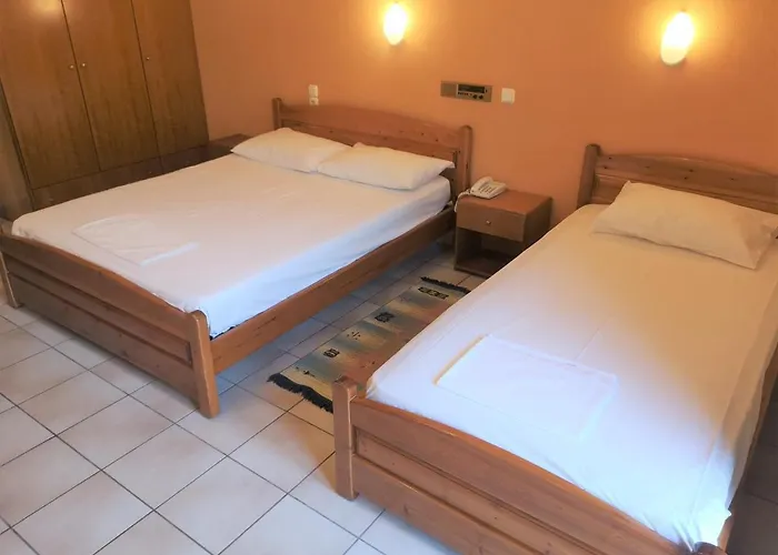 Szálloda Spanias 2*