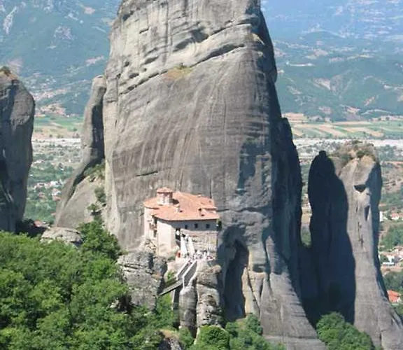 Szálloda Spanias 2*